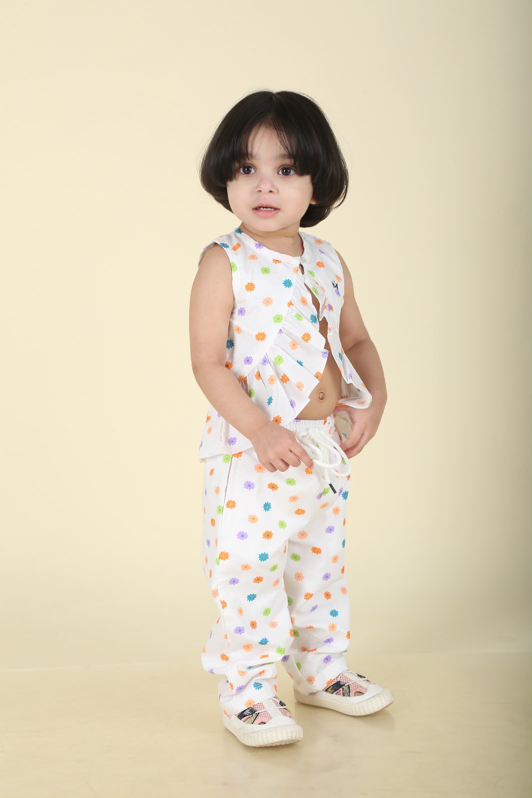 Sleeveless baby nightwear-Two-piece