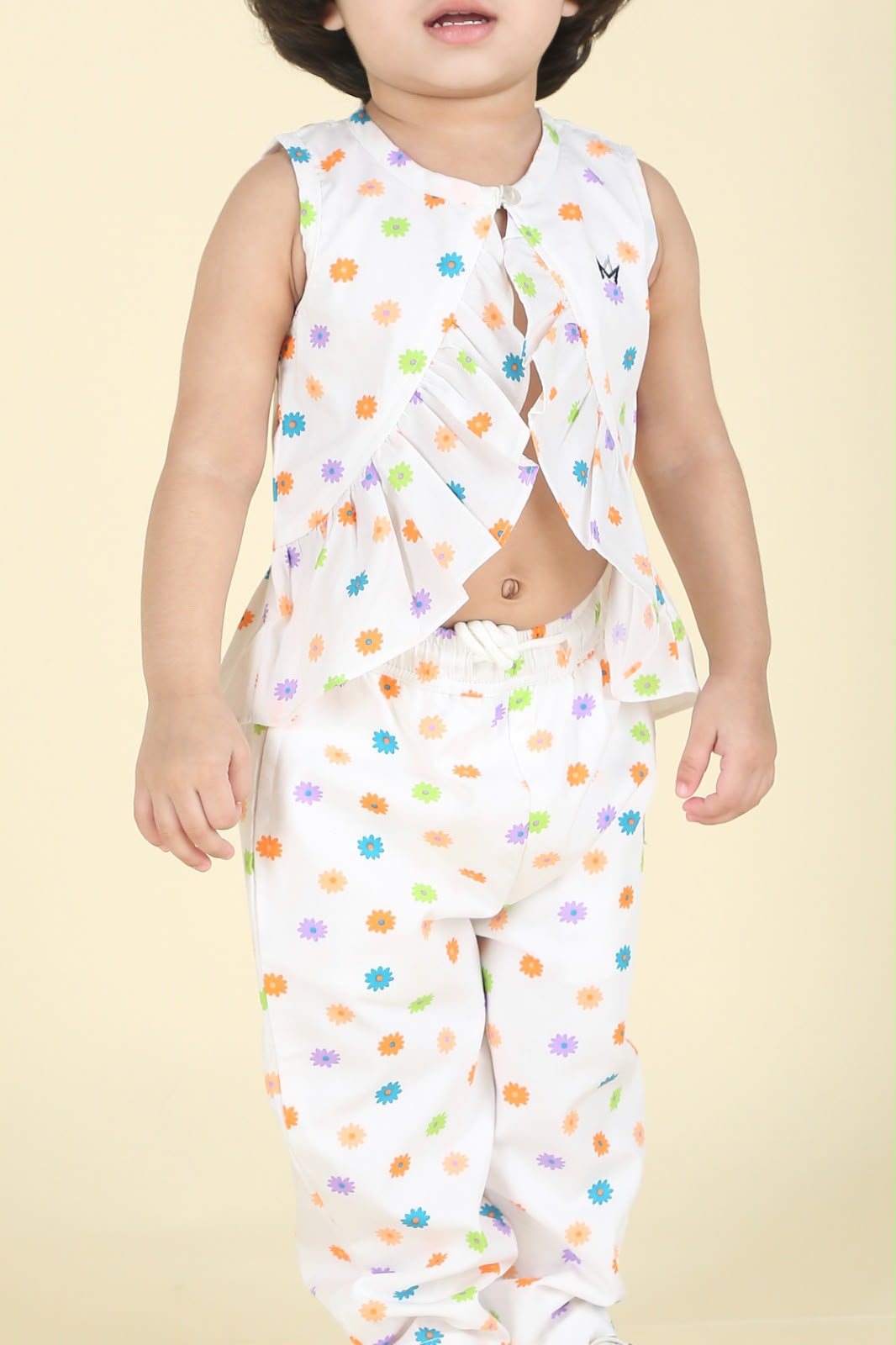 Sleeveless baby nightwear-Two-piece