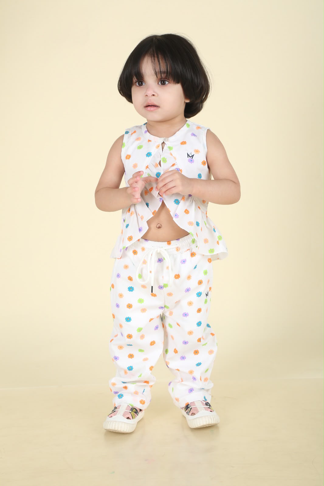Sleeveless baby nightwear-Two-piece